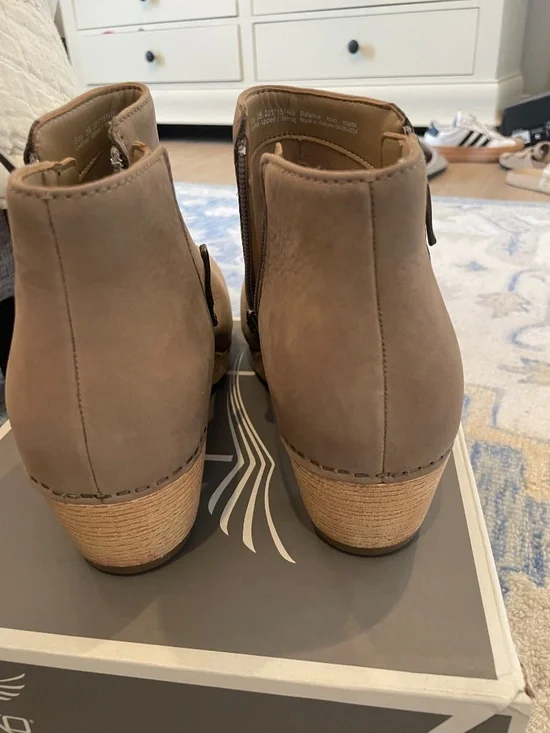 Dansko boots lizanne milled nubuck taupe - Picture 4 of 7